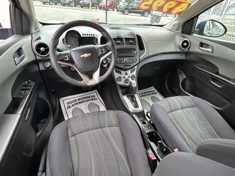 2013 Chevrolet Sonic LT Auto