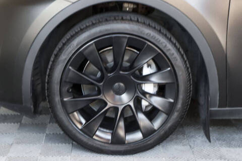 2025 Tesla Model Y Long Range
