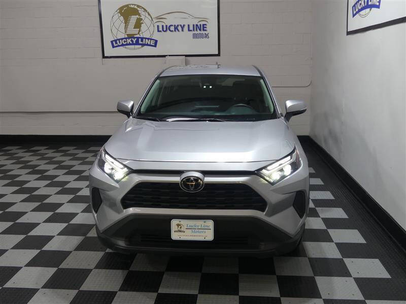 2024 Toyota RAV4 LE