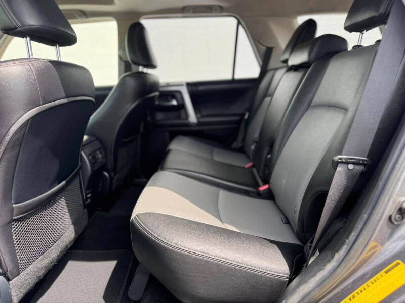 2016 Toyota 4Runner SR5