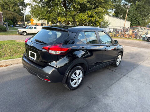 2019 Nissan Kicks S