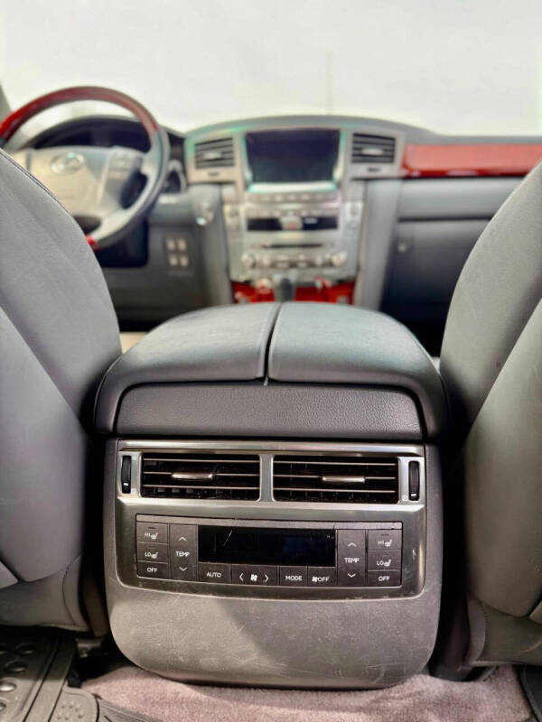 2009 Lexus LX 570