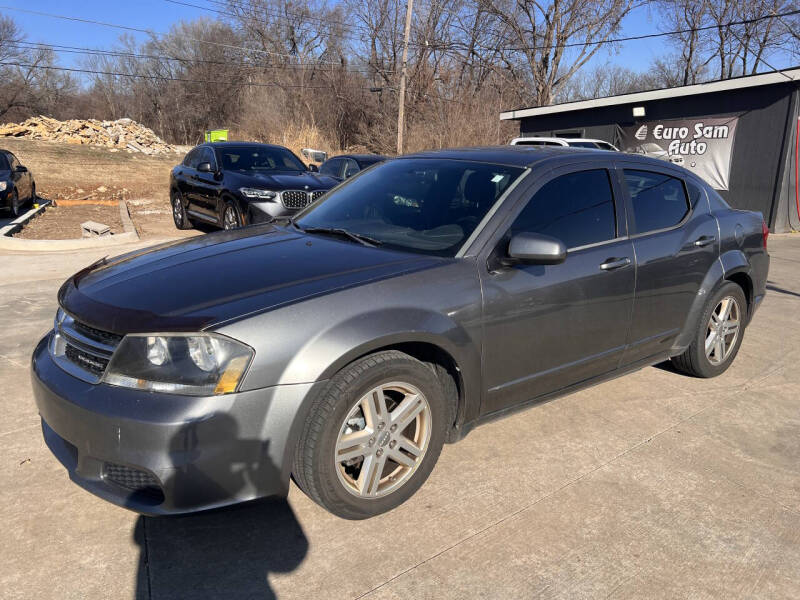 2012 Dodge Avenger SXT's photo
