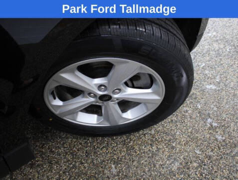 2024 Ford Edge SE