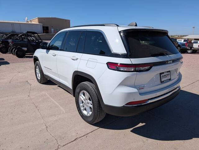 2024 Jeep Grand Cherokee Laredo