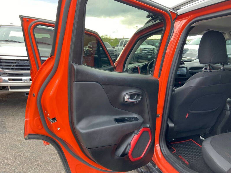 2016 Jeep Renegade Trailhawk
