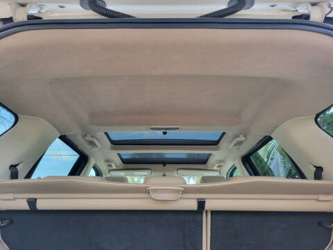 2009 Land Rover LR2 HSE