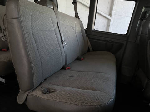 2017 Chevrolet Express LS 2500