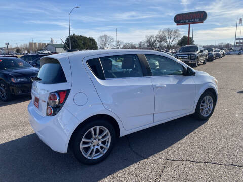 2015 Chevrolet Sonic LT Manual
