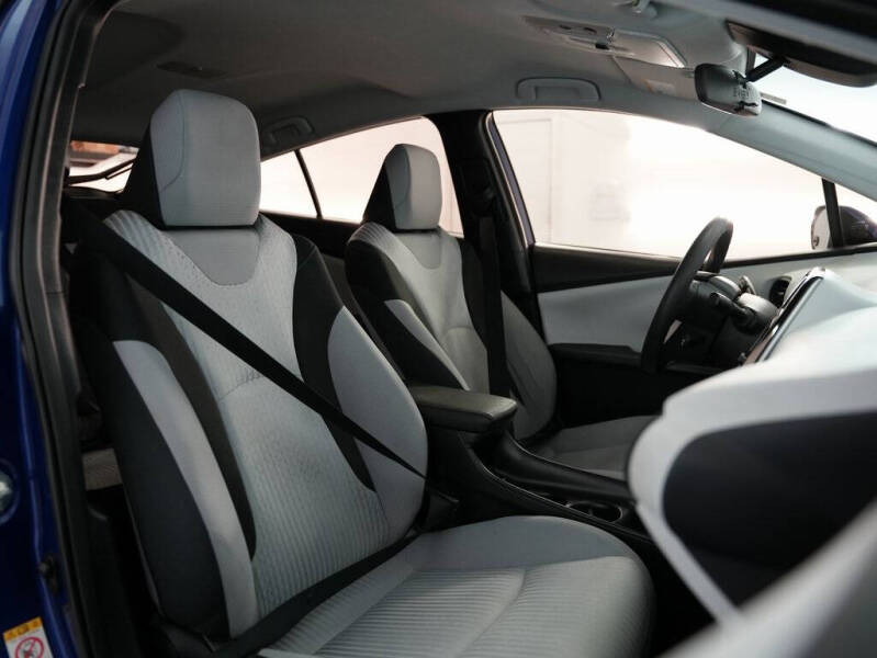 2018 Toyota Prius Two