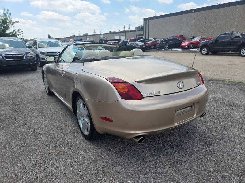 2003 Lexus SC 430