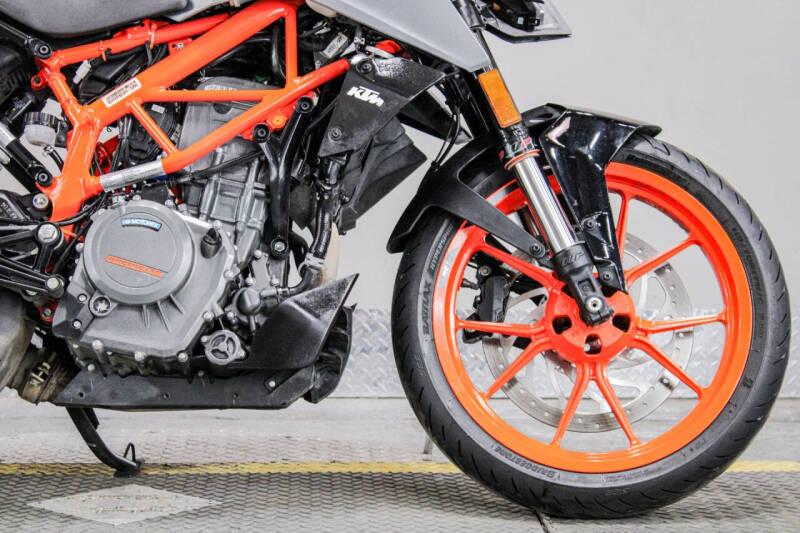2021 KTM 390 Duke