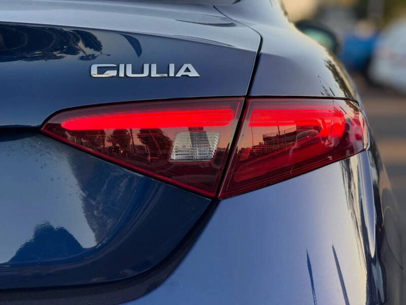 2017 Alfa Romeo Giulia Ti