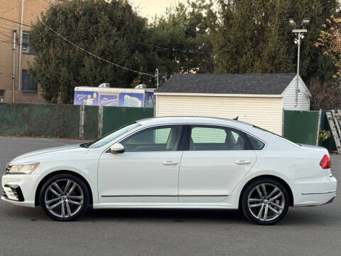 2016 Volkswagen Passat 1.8T R-Line