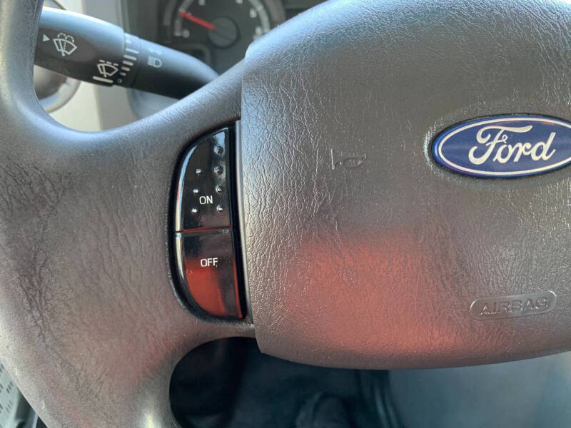 2019 Ford E-Series