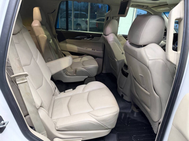 2016 Cadillac Escalade Premium Collection