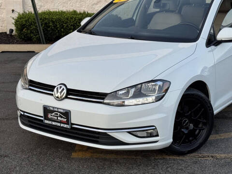 2019 Volkswagen Golf SE