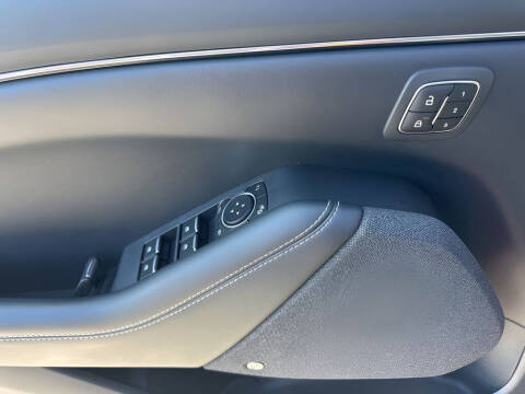 2021 Ford Mustang Mach-E Premium