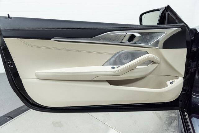 2025 BMW 8 Series M850i xDrive