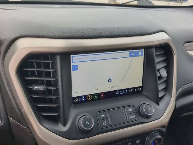 2023 GMC Acadia Denali