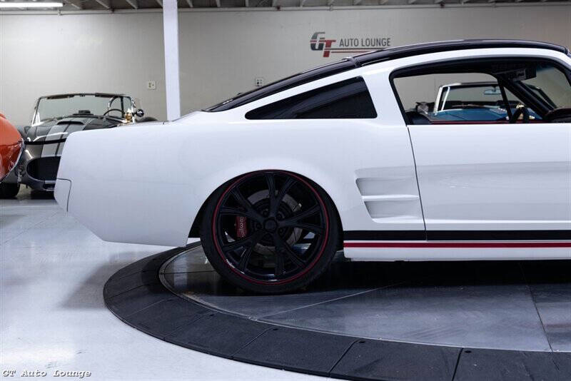 1965 Ford Mustang 11