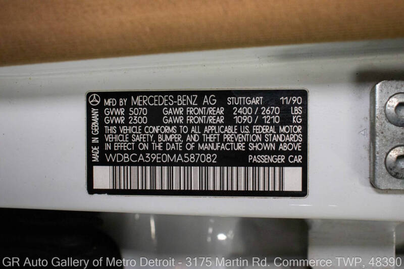 1991 Mercedes-Benz 560-Class 560 SEL