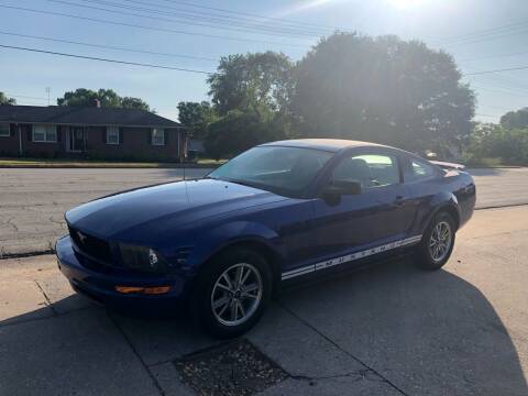 2005 Ford Mustang for sale at E Motors LLC in Anderson SC