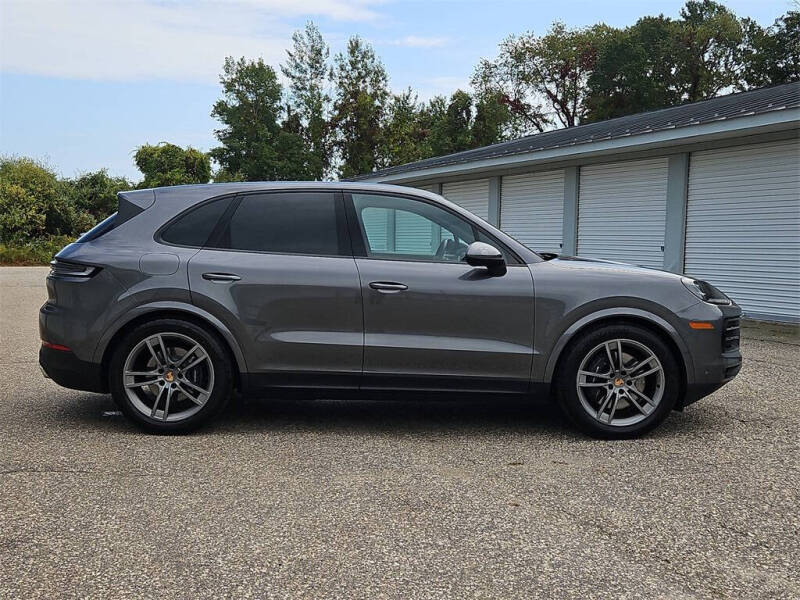 2025 Porsche Cayenne