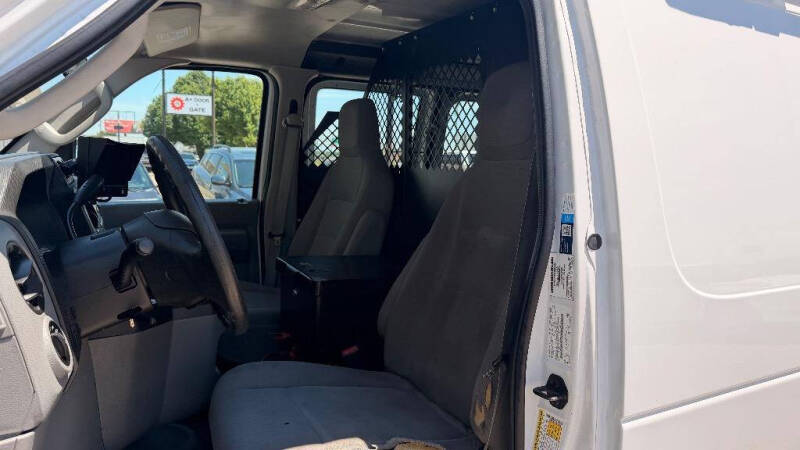 2014 Ford E-Series E-150