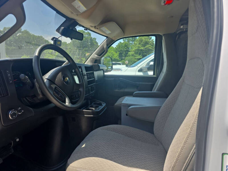 2024 Chevrolet Express 2500