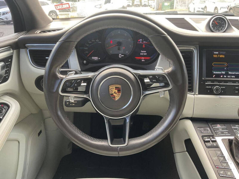 2016 Porsche Macan S