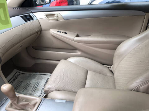 2004 Toyota Camry Solara SE