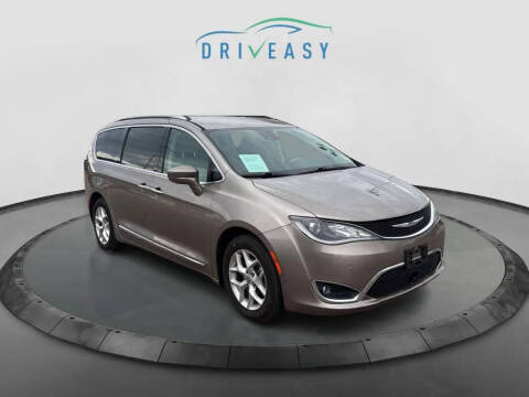 2018 Chrysler Pacifica Touring L Plus