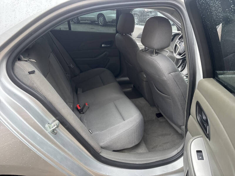 2015 Chevrolet Malibu LS