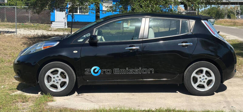 2011 Nissan LEAF SL