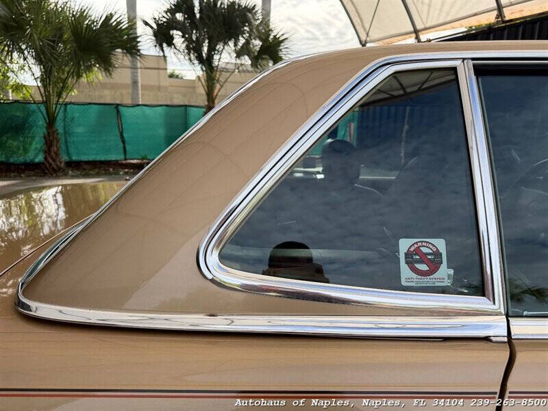 1988 Mercedes-Benz 560-Class 560 SL