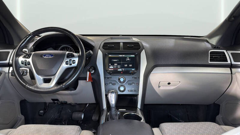 2011 Ford Explorer XLT