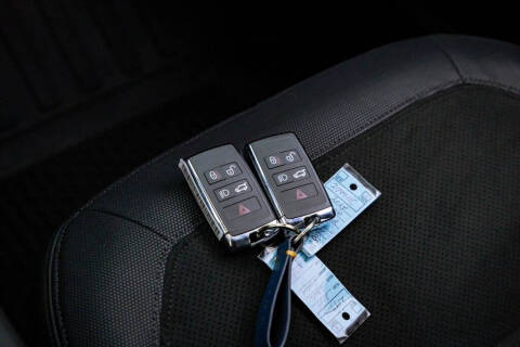 2024 Land Rover Defender 130 V8 P500