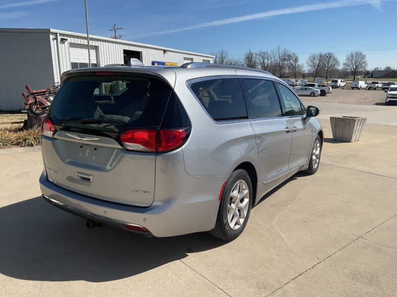 2020 Chrysler Pacifica Limited
