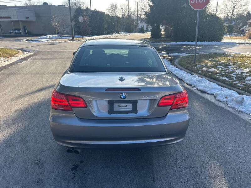 2011 BMW 3 Series 328i