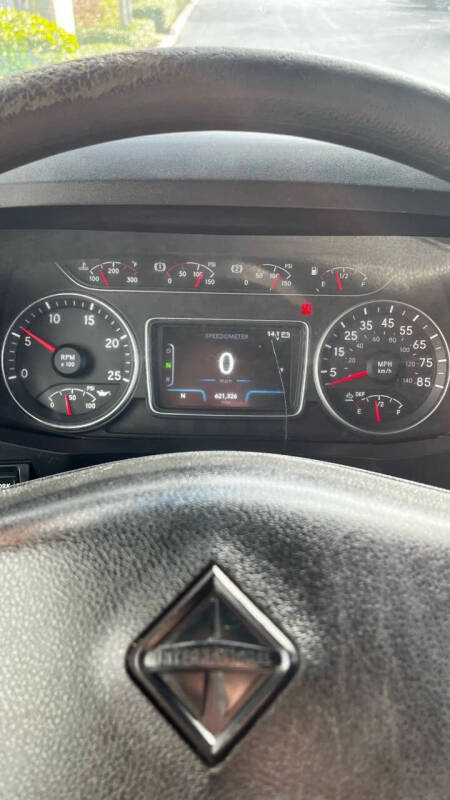 2018 International LT625