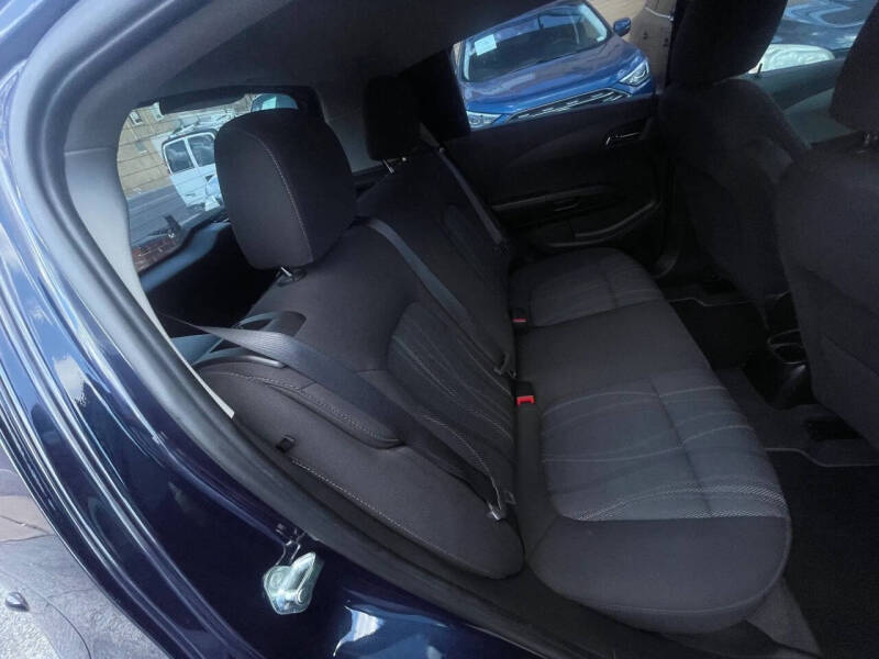 2015 Chevrolet Sonic LT Auto
