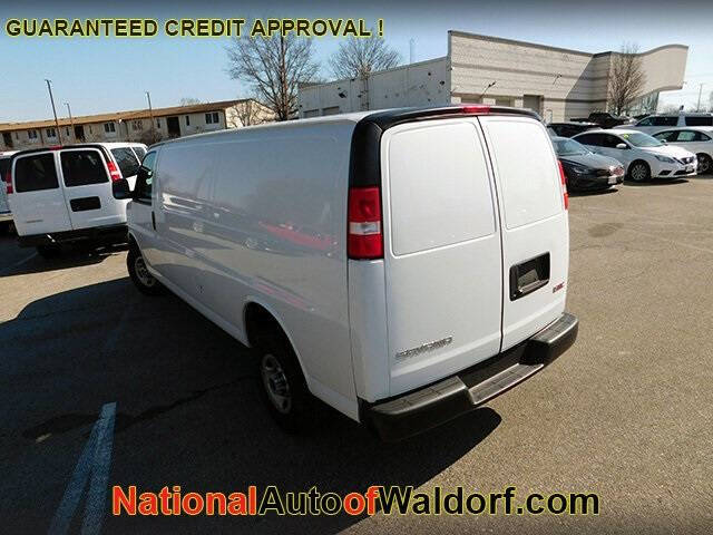 2023 GMC Savana 2500