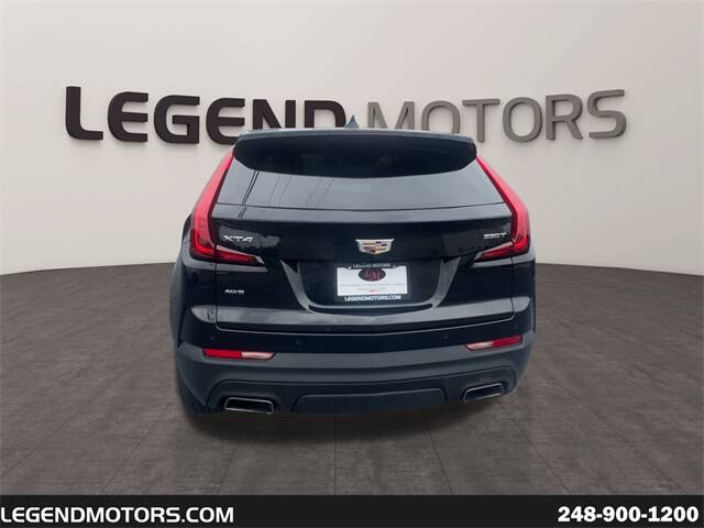 2022 Cadillac XT4 Luxury