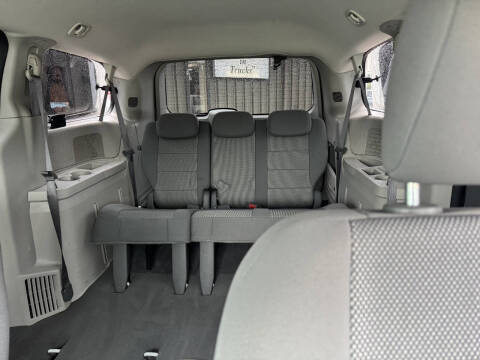 2009 Dodge Grand Caravan SE