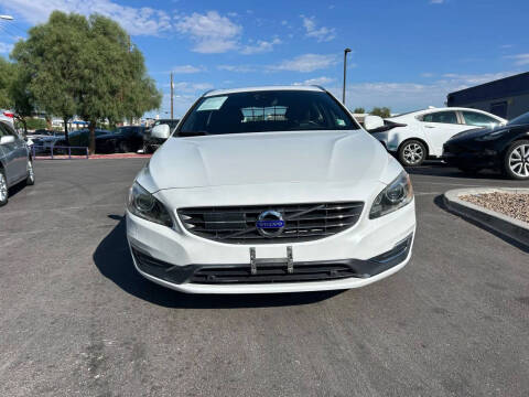 2016 Volvo V60 T5 Drive-E Platinum