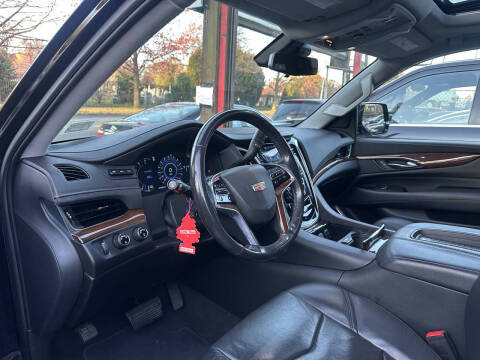 2020 Cadillac Escalade ESV Luxury