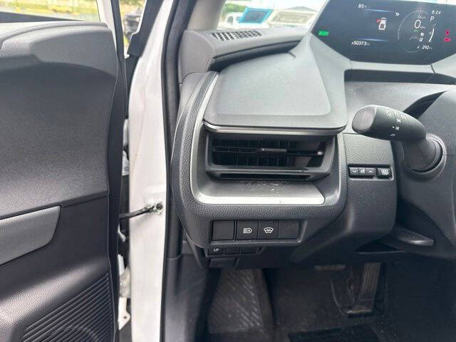 2024 Toyota Prius LE