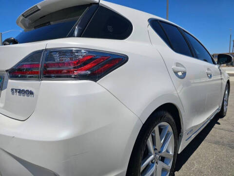 2016 Lexus CT 200h