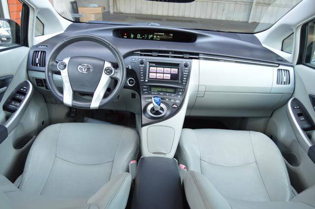 2010 Toyota Prius II